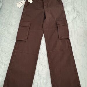 Aritzia TNA Brown Ankle Cargo Pants
